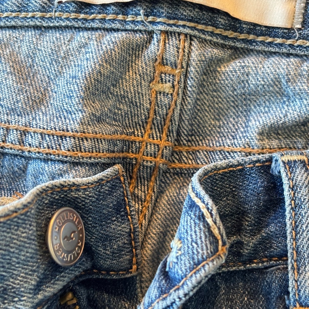 Hollister Medium Blue Ripped Skinny Jeans - Picture 9 of 16